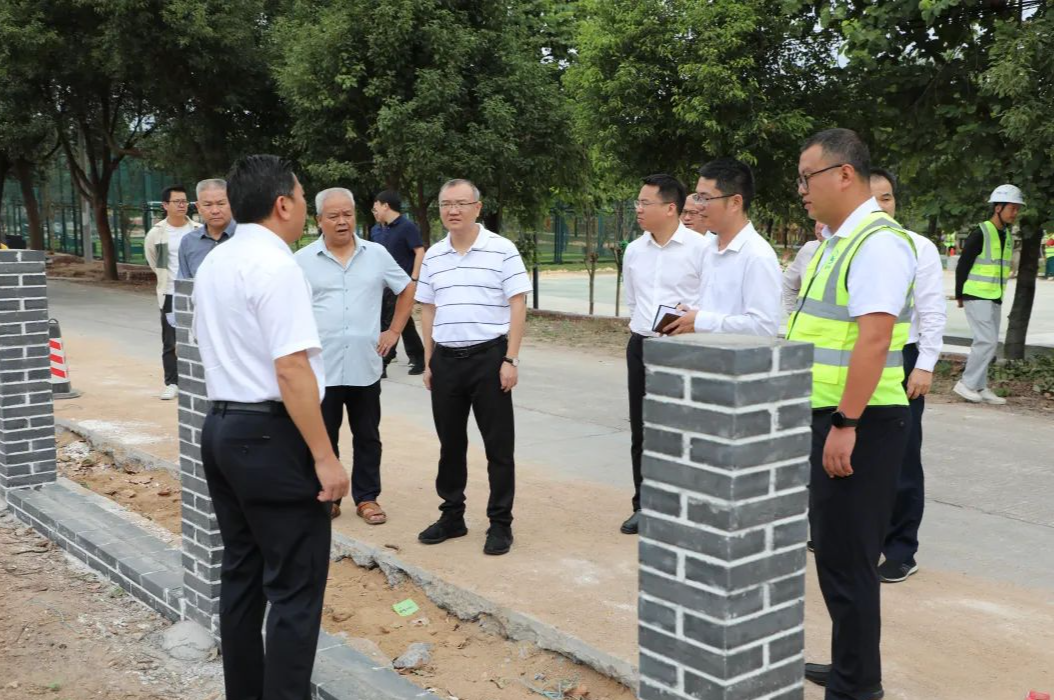 丘煬到安流鎮(zhèn)督導“百千萬工程”建設工作 緊盯重點 攻堅克難 加力提速推進“百千萬工程”